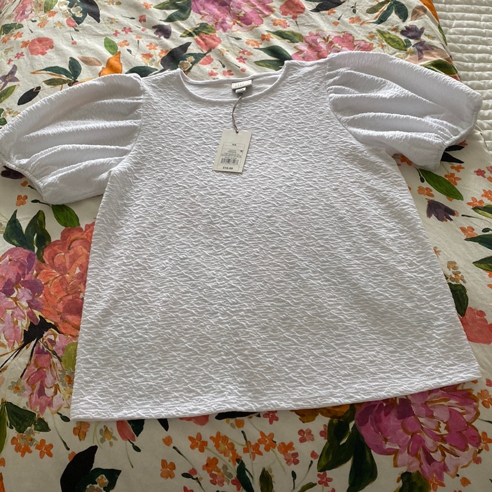 A New Day Women’s XS White Top